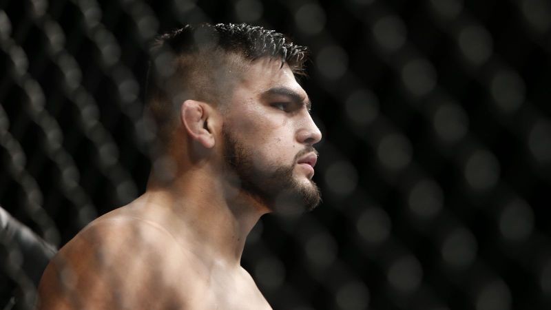 Kelvin Gastelum bị phạt do cần sa, mất kèo với "Nhện" Silva