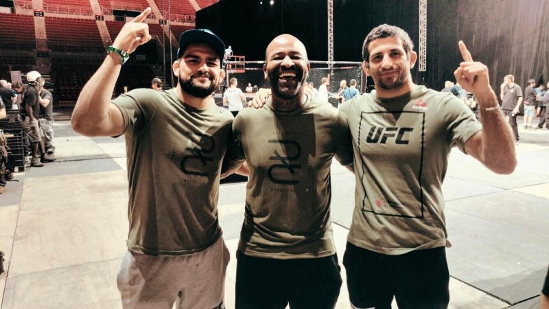 Kelvin Gastelum được huấn luyện bởi cựu HLV của "Nhện" Silva