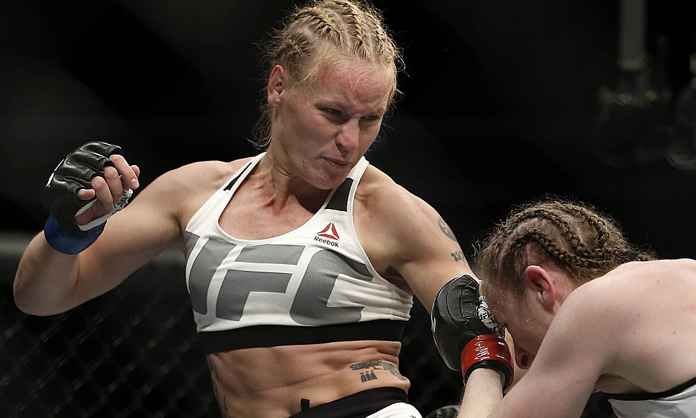 Vượt qua cú sốc sau vụ xả súng, Shevchenko sẵn sàng cho trận đấu với Holly Holm