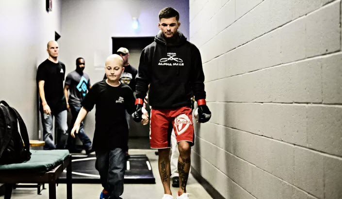 Cody Garbrandt và cậu bé ung thư Maddux: Hai số phận, một cuộc chiến