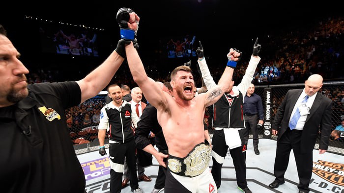 Michael Bisping nhận danh hiệu Võ sĩ của năm 2016