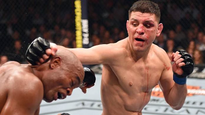 Nick Diaz (phải) từng là ngôi sao hạng Middleweight trước khi bị cấm thi đấu vào năm 2015 Nick Diaz Anderson Silva