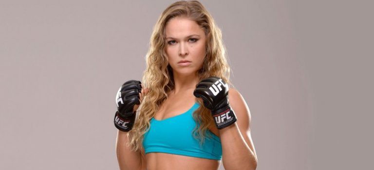 Ronda Rousey tái xuất tại UFC 207 với một trận tranh đai