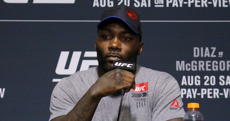 Rumble muốn tái đấu Daniel Comier, còn Jon Jones "cứ đợi đấy"