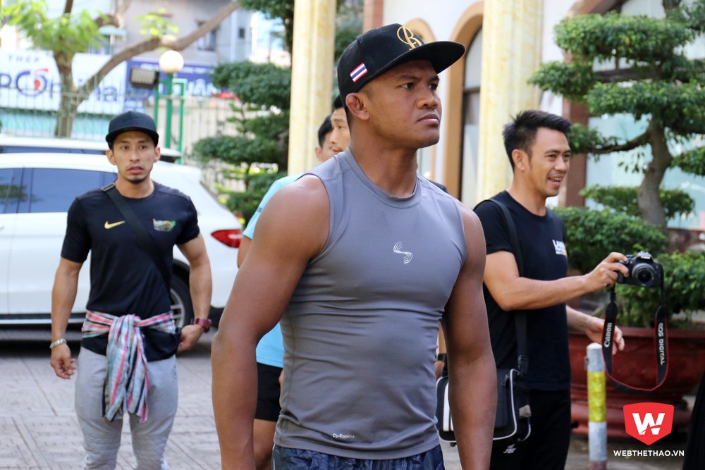 "Thánh Muay" Buakaw nói gì về phong trào Muay Thái ở Việt Nam?