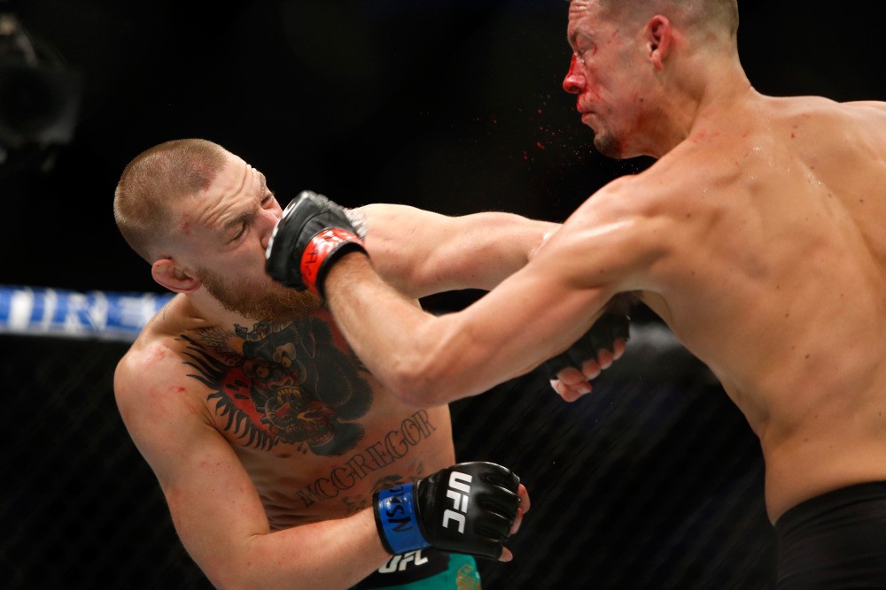 McGregor phải nghỉ 6 tháng sau trận thắng Nate Diaz