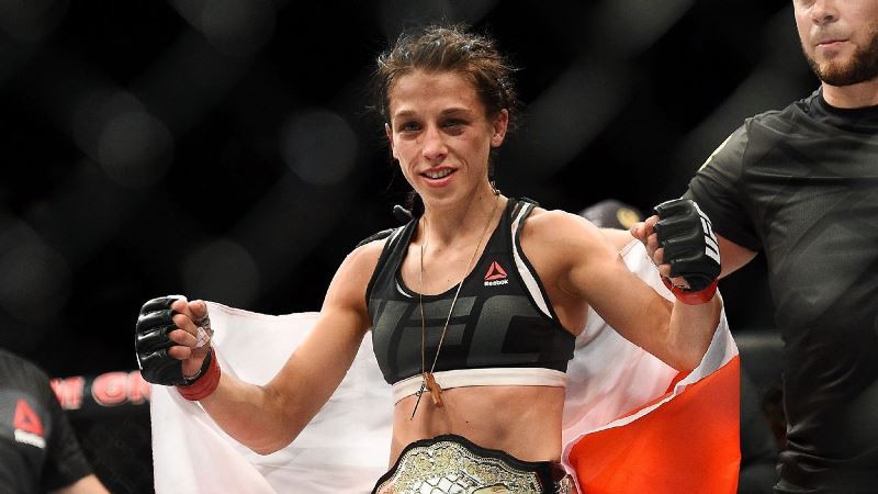 Trận tranh đai thứ 2 của UFC 211 được xác nhận chính thức