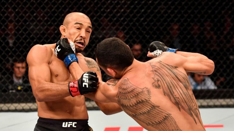 UFC 212: Max Holloway trở thành vị vua mới của hạng Featherweight