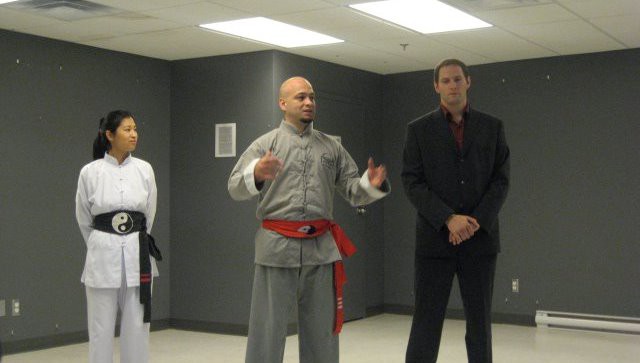 Truyền nhân Vịnh Xuân Canada sẽ đến Hà Nội ứng chiến Võ sư Karate