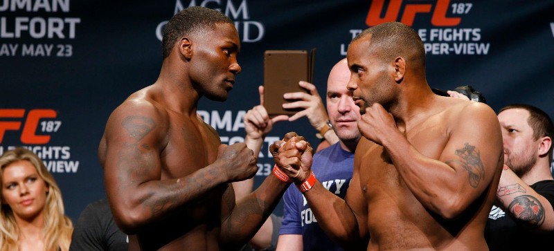 Daniel Cormier sẽ bảo vệ đai trước Anthony Johnson tại UFC 206