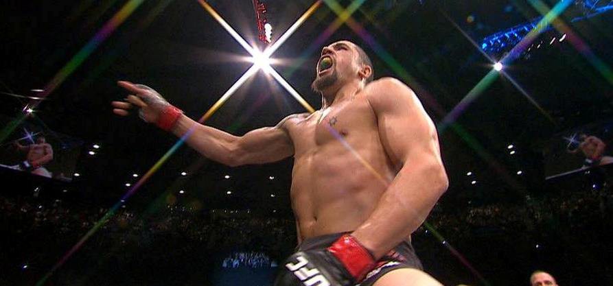 UFC FN 101: Robert Whittaker knockout Derek Brunson ngay hiệp 1