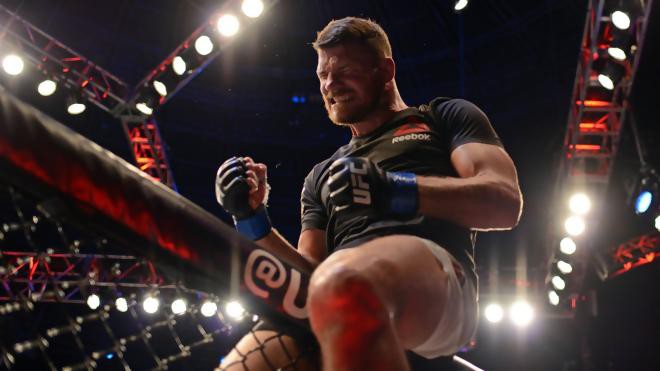 Video UFC 204: Dan Henderson vs. Michael Bisping
