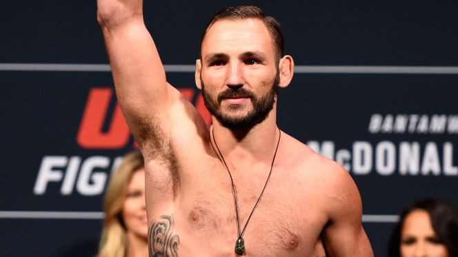 Video UFC 206: Vannata wheelkick thần sầu hạ Makdessi ngay hiệp 1