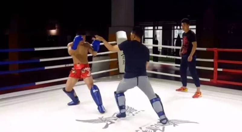 Võ sĩ MMA hạ gục đại diện Bát Quái Chưởng từng vô địch Kickboxing