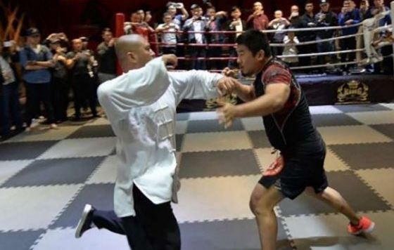 Võ sĩ MMA Trung Quốc hạ cao thủ Thái Cực trong 10 giây