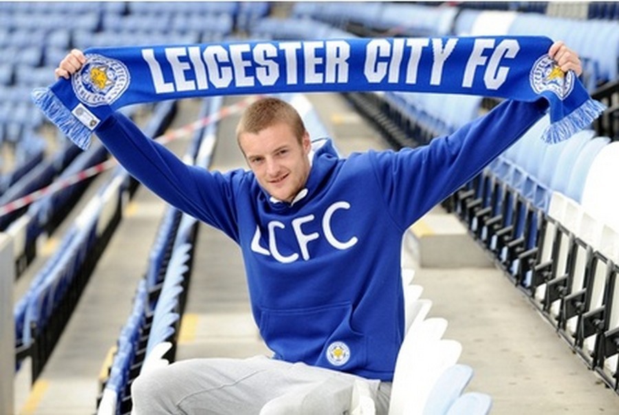 Th&ecirc;m một lần nữa Jamie Vardy n&acirc;ng gi&aacute; trị bản th&acirc;n l&ecirc;n gấp 10 chỉ sau 1 năm, khi 34 b&agrave;n thắng của anh cho Fleetwood Town khiến Leicester quyết định chi 1 triệu bảng để đưa tiền đạo n&agrave;y đến với Championship, đ&acirc;y cũng l&agrave; cầu thủ nghiệp dư đầu ti&ecirc;n ở Anh c&oacute; gi&aacute; đến bạc triệu 