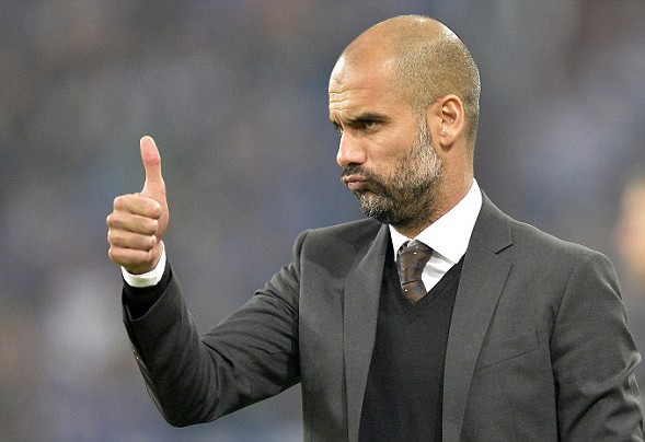 Abramovich gửi tới Guardiola tờ "séc" để trống