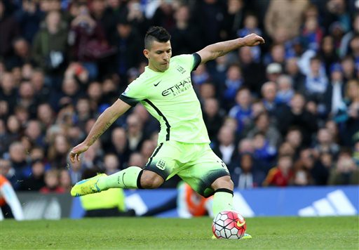 Bản tin sáng 17/04: Sergio Arguero áp sát kỷ lục của Luis Suarez
