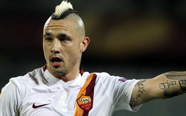 Bản tin sáng 27/04: Chelsea sắp có Radja Nainggolan với giá 28 triệu bảng