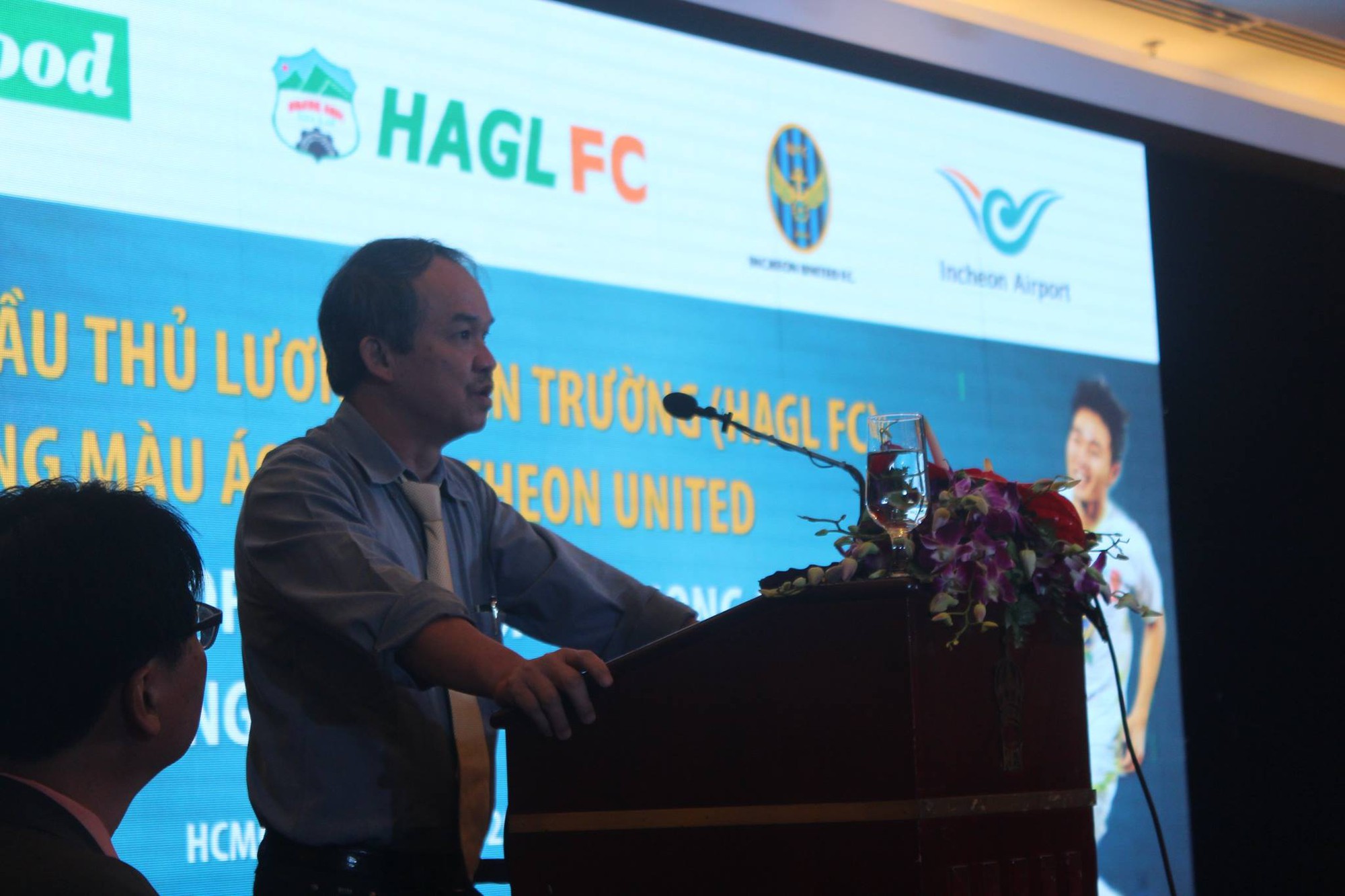 Bầu Đức hy vọng Xuân Trường thành cầu thủ lớn ở Incheon