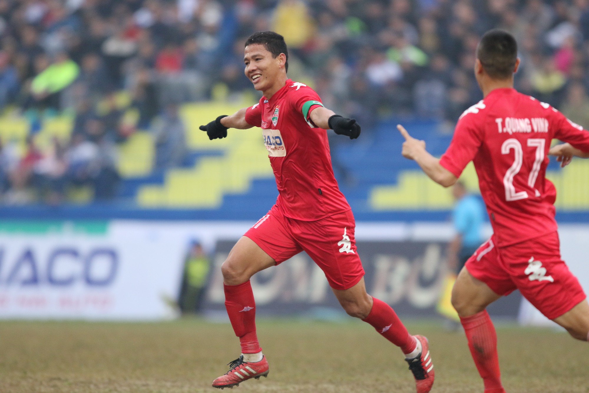 B.BD 2-0 HN.T&T: Anh Đức tỏa sáng, Siêu Cúp QG về đất Thủ