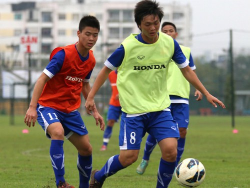 Cầu thủ trẻ xuất sắc 2015: Tuấn Anh không có “cửa” cạnh tranh