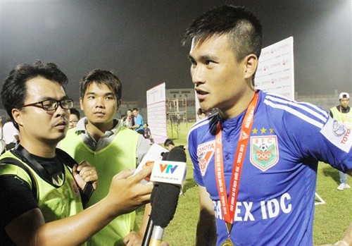 Công Vinh: “V.League cần học cách kiếm tiền như Thai League”