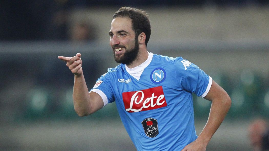 Conte tự tin sở hữu Higuain với giá 45 triệu bảng