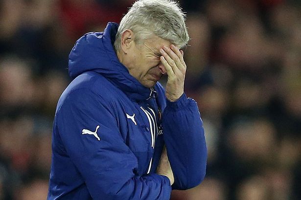 Coquelin nghỉ dài hạn, Giáo sư đau đầu vì bão chấn thương