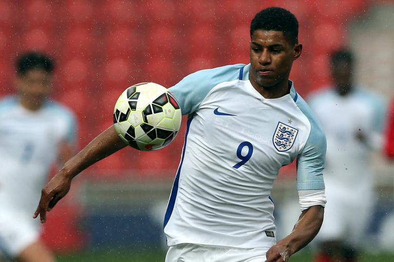 Chấn thương của Sturridge là cơ hội cho Rashford
