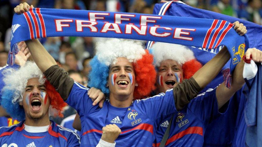 Fanzone Lyon: Thưởng thức không khí EURO ở “Vùng đất Di sản”
