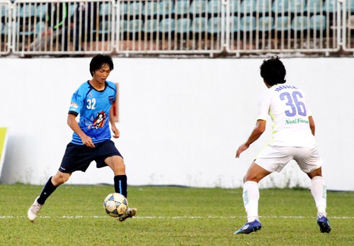 HA.GL thất bại trong ngày Tuấn Anh ra mắt Yokohama FC