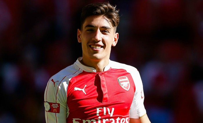 Đội hình 'đỉnh' nhất Premier League năm 2015