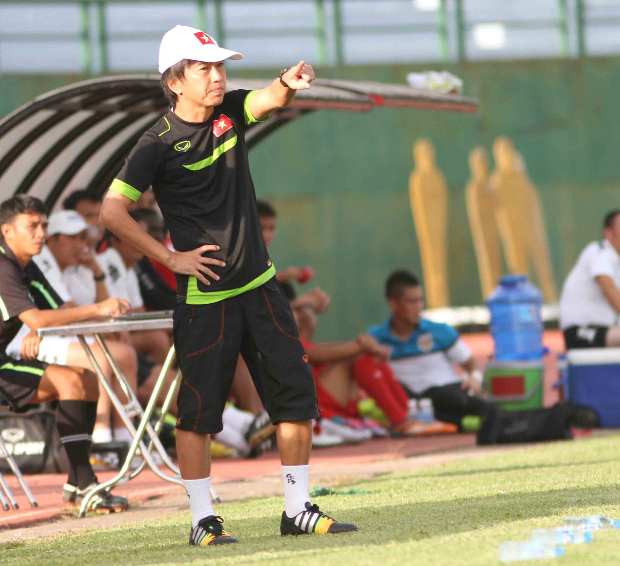 HLV Miura: “Chơi kỹ thuật không thôi thì chưa đủ…”