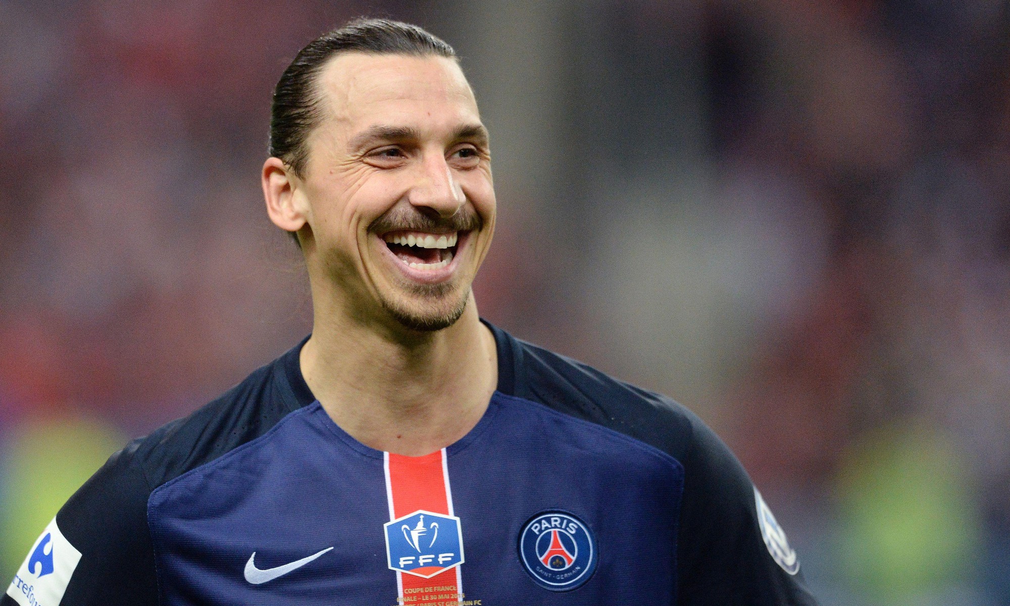 "Ibrahimovic úp mở khả năng đến Man Utd, Yaya Toure từ chối đại gia Trung Quốc"
