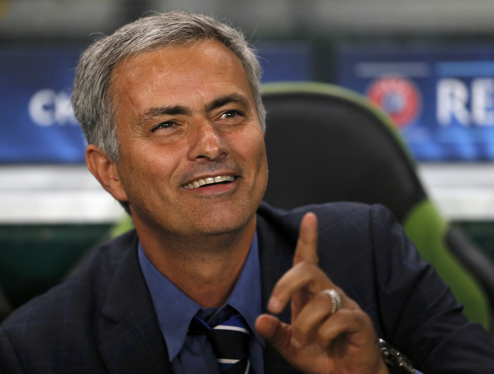Man Utd “bơm” 300 triệu bảng cho Mourinho