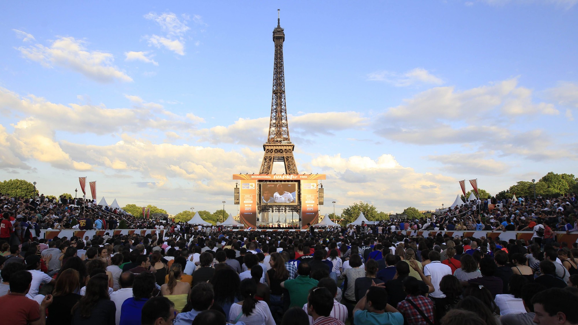 fanzone paris fanzone paris