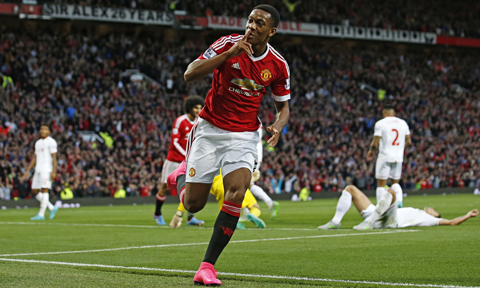 Một trận đấu tại Premier League có thể kiếm về 500 triệu bảng