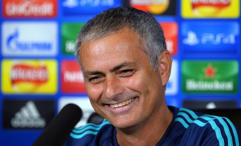 Mourinho dùng "chiêu độc" thu phục "quái thú" Costa