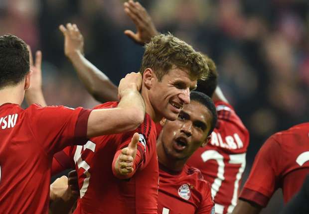 Muller xô đổ kỉ lục Champions League của "Chúa nhẫn" Raul