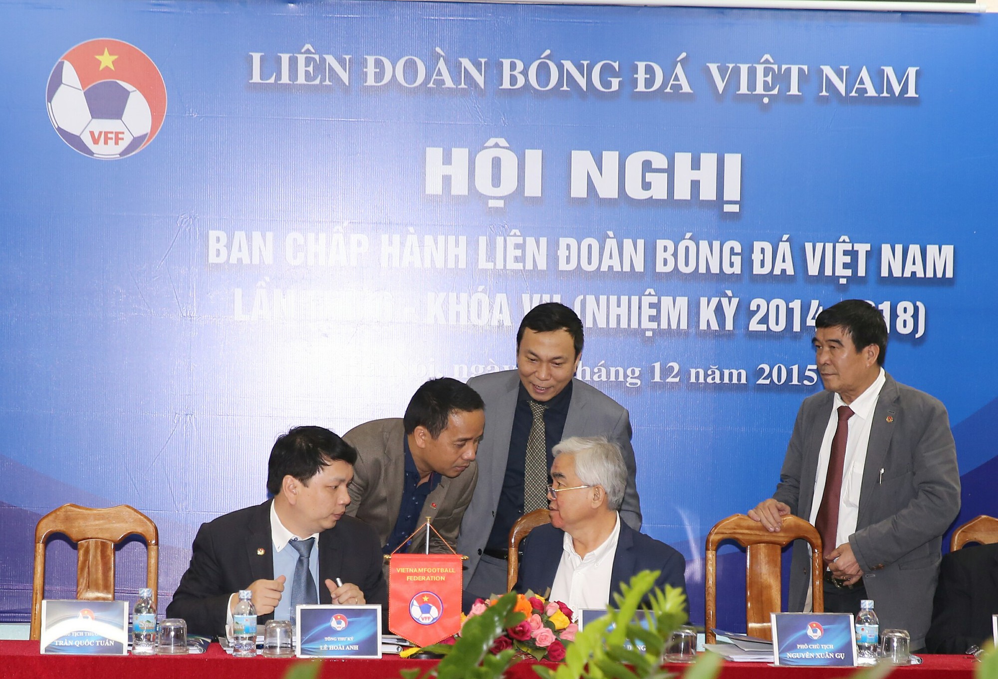 Nhà báo Nguyễn Nguyên: “Nhà dột  từ nóc”