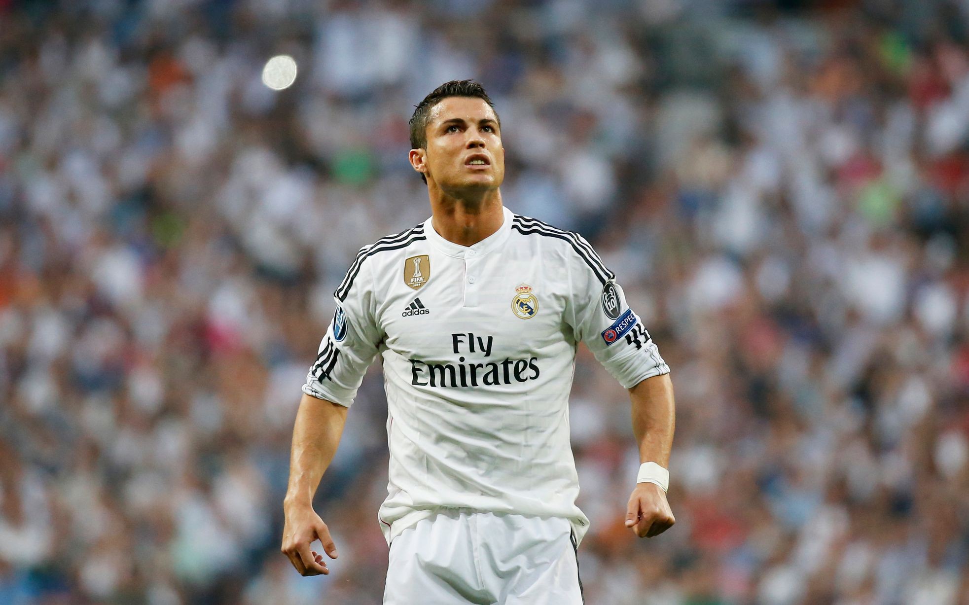Ronaldo ở Champions League: Phía trước là lịch sử