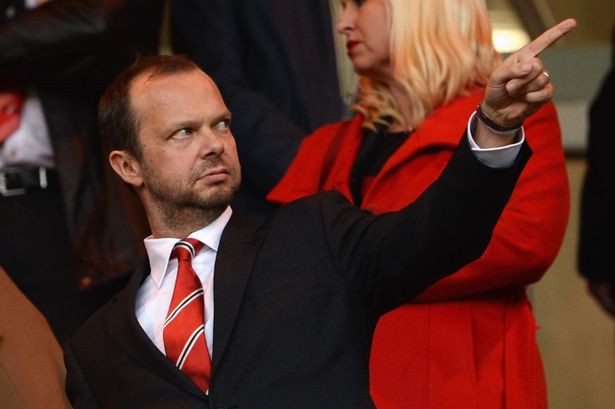 Sếp lớn ra tay, Man Utd chuẩn bị “trảm” Van Gaal