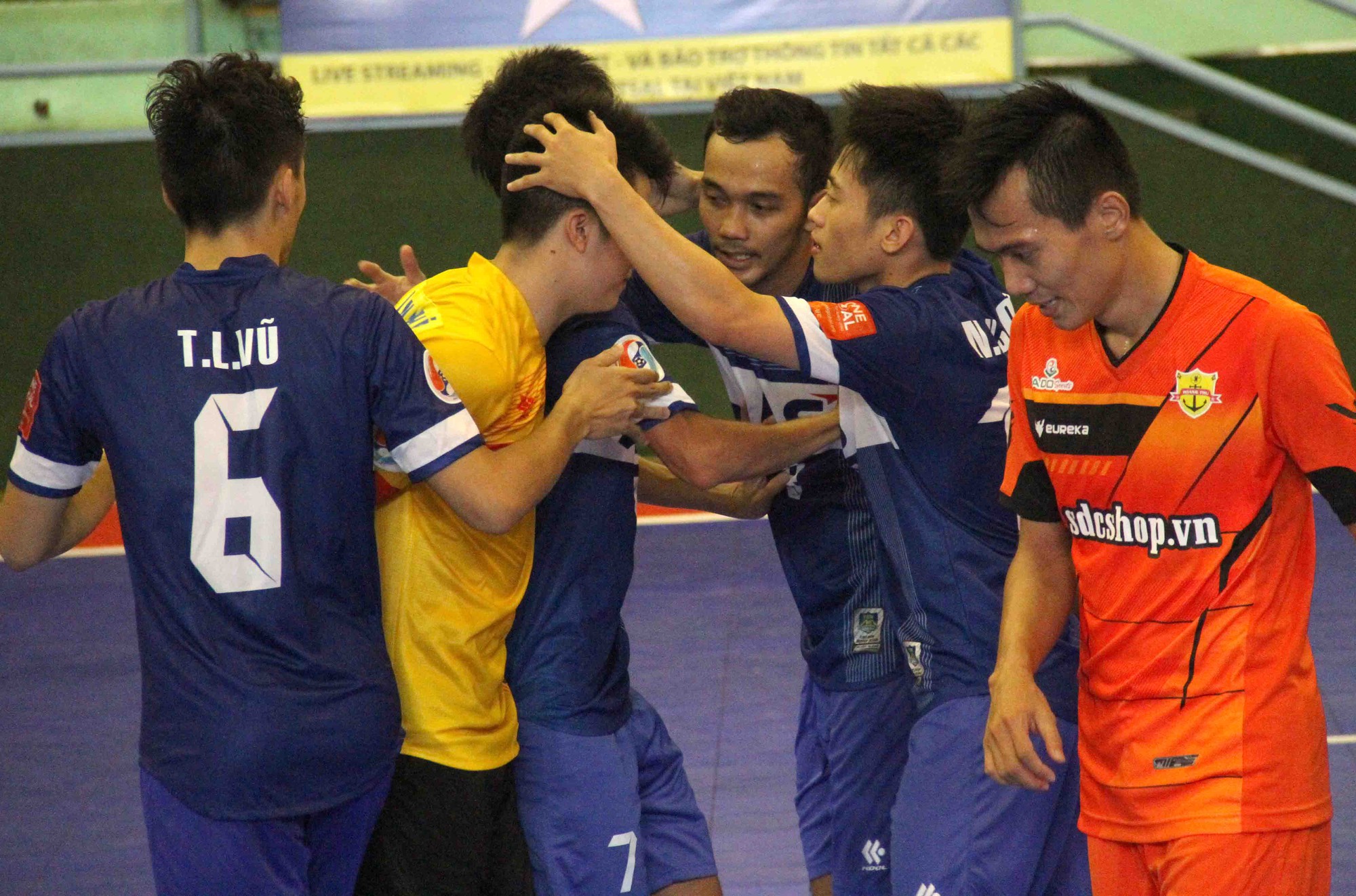 Giải futsal Cúp QG: Thái Sơn Nam phô diễn sức mạnh