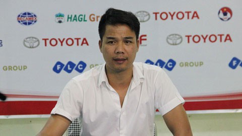 “Tôi và HLV Phạm Minh Đức đều đang gặp áp lực”