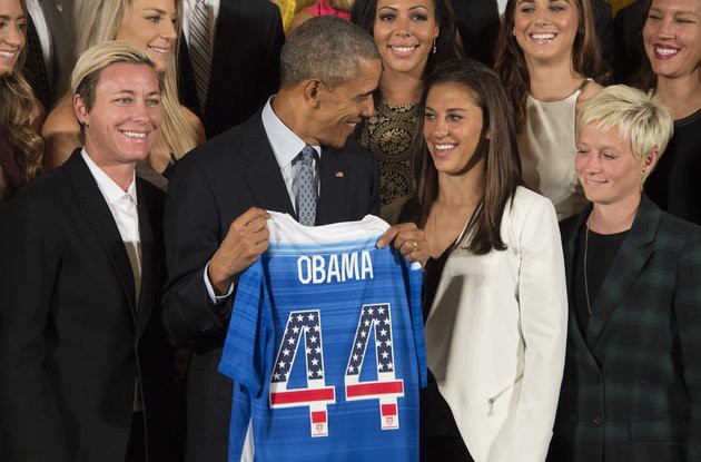 Tổng thống Mỹ Barack Obama & Câu chuyện bình đẳng trong bóng đá