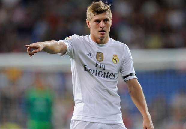Toni Kroos tìm đường đào thoát khỏi Real Madrid