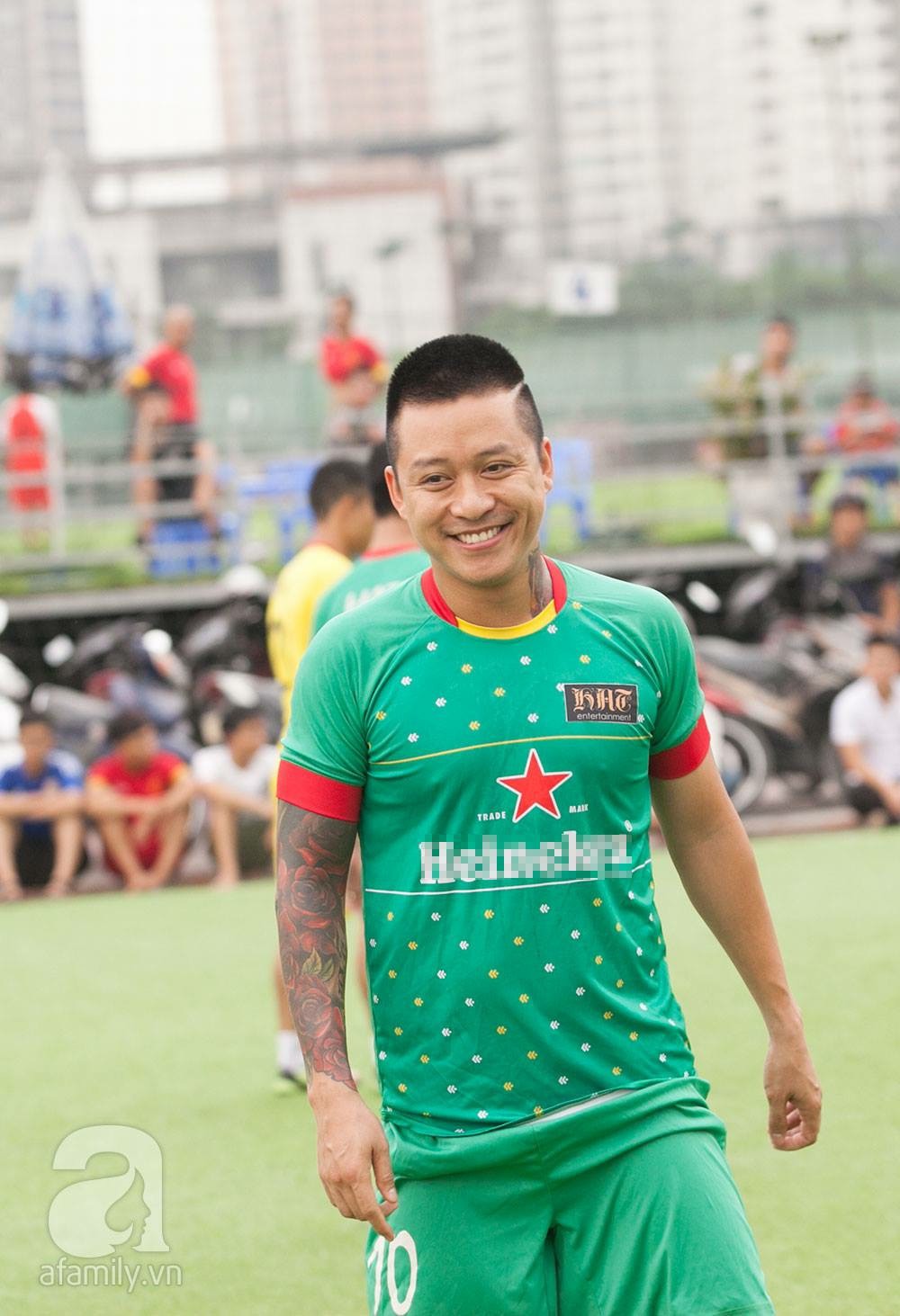 Tuấn Hưng lập cú đúp, HAT cầm hòa các ngôi sao xứ Nghệ