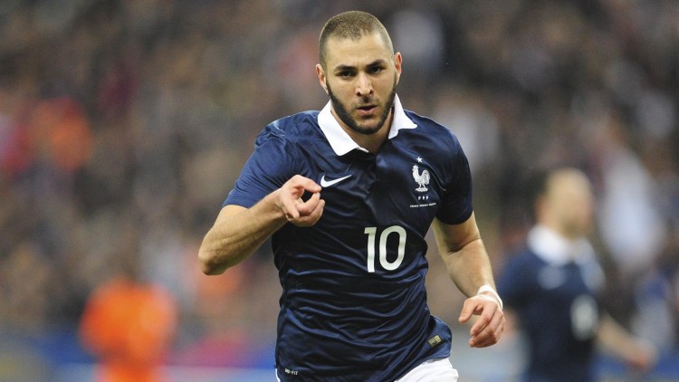 Zidane kêu gọi ủng hộ Benzema bất chấp scandal "clip sex"