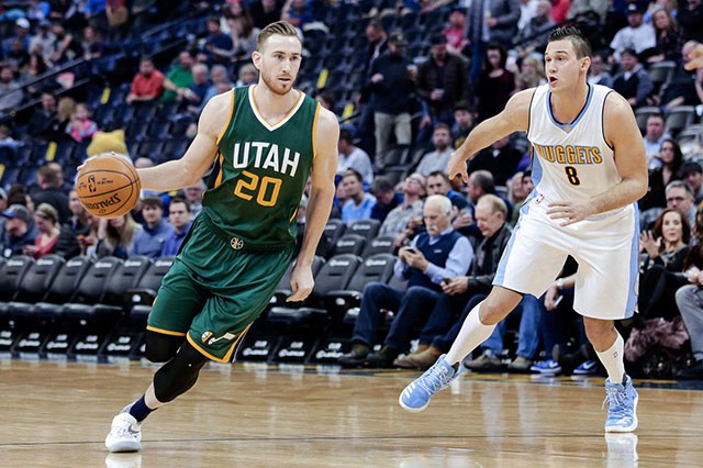 Sự ki&ecirc;n nhẫn l&agrave; ch&igrave;a kh&oacute;a trong lối chơi của Gordon Hayward